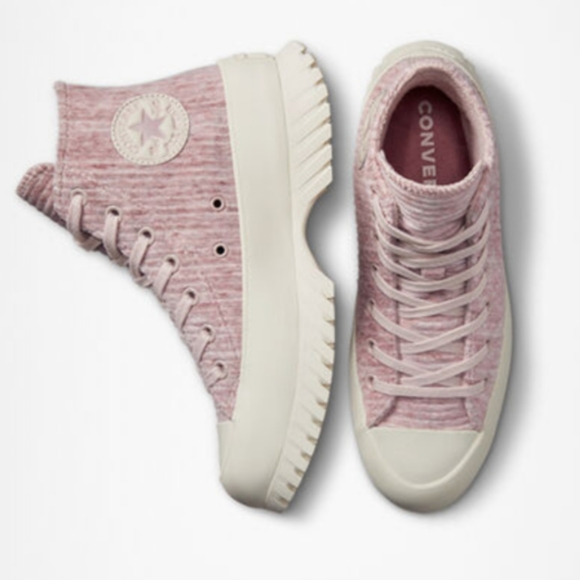 Converse Chuck Taylor All Star Lugged 2.0 Velour Sneakers 8, 8.5, 9.5 NWT - Picture 4 of 8